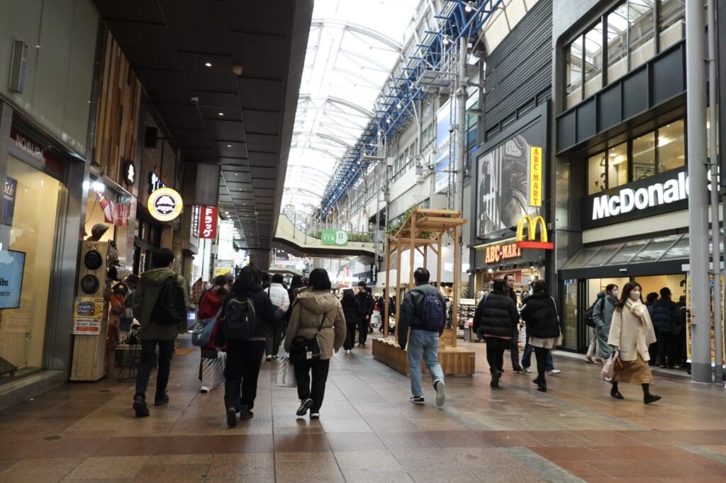 大阪 探偵